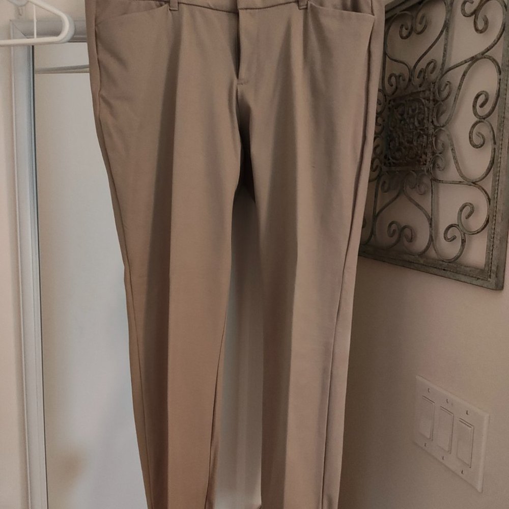 OLD NAVY DIVA PANTS TAN SZ 12